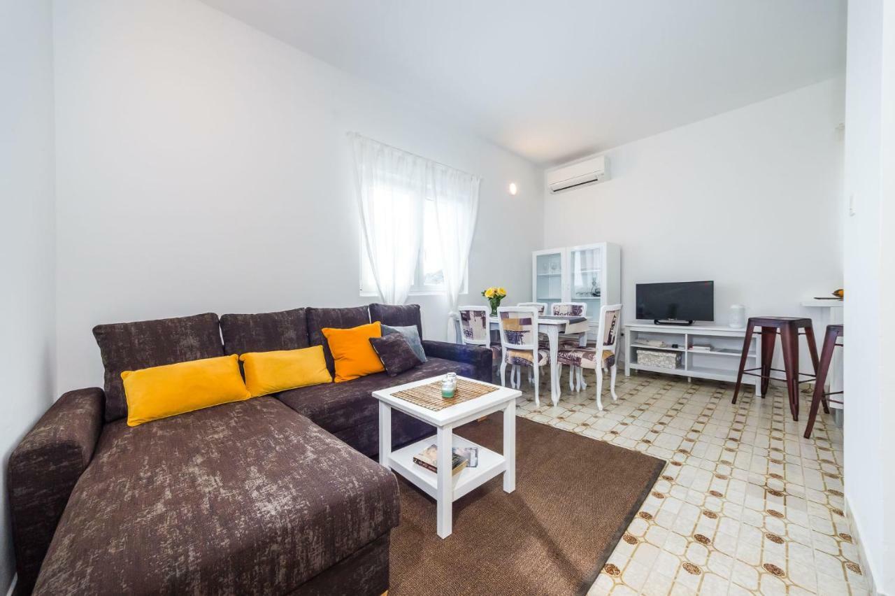 Sestrice Apartment Drage Ngoại thất bức ảnh