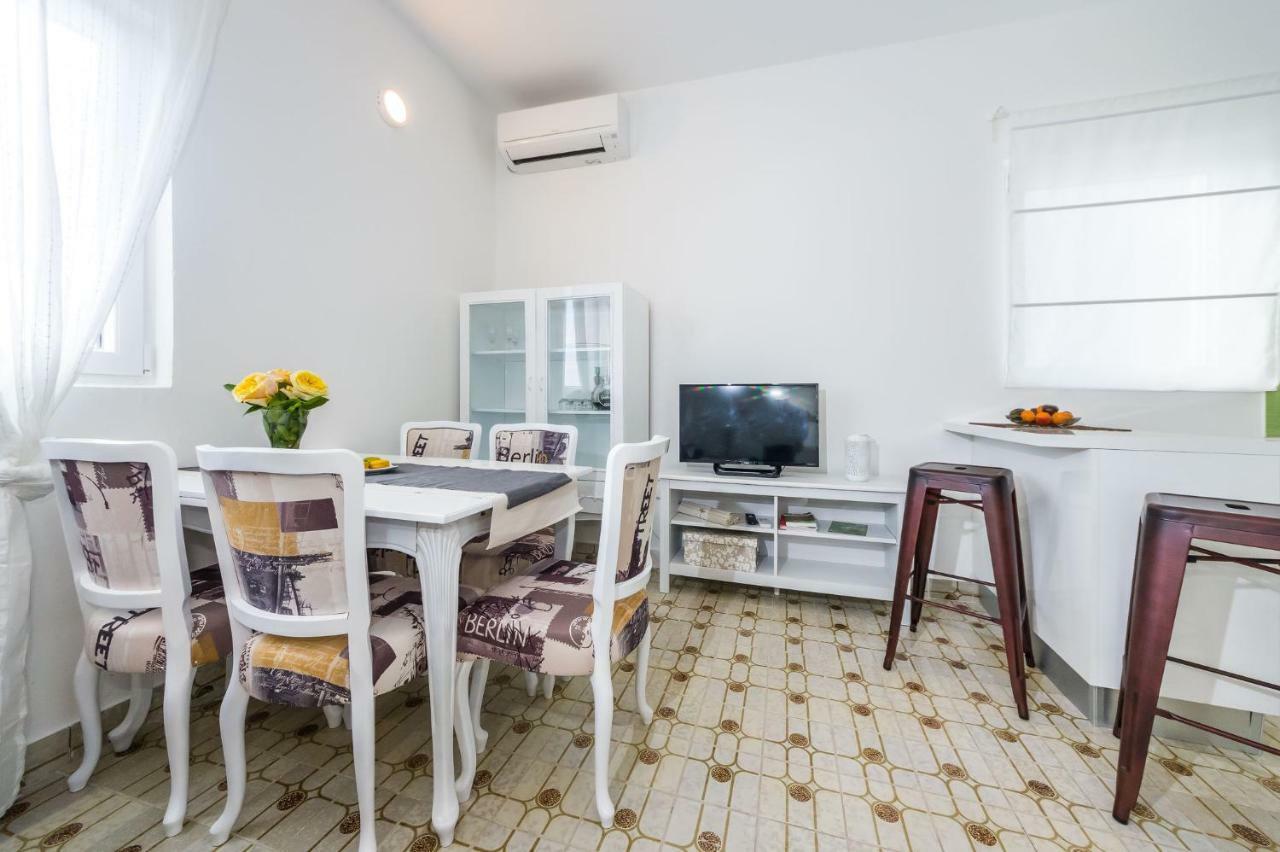 Sestrice Apartment Drage Ngoại thất bức ảnh